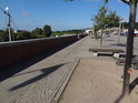 Horní nábřeží přístavu Boizenburg, ulice Hafenplatz.