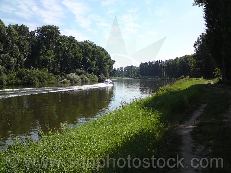 labe-celakovice-26.jpg