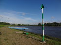 Levobřežní lodní značka a mobilní přístaviště na Labi, Dessau.