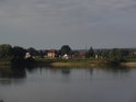 Město Bleckede se nachází na levém břehu Labe.