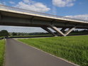 Zajímavé řešení pilířů mostu Waldschlösschenbrücke.