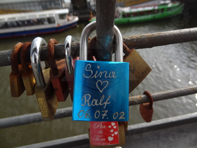 elbe-hamburg-03.jpg
