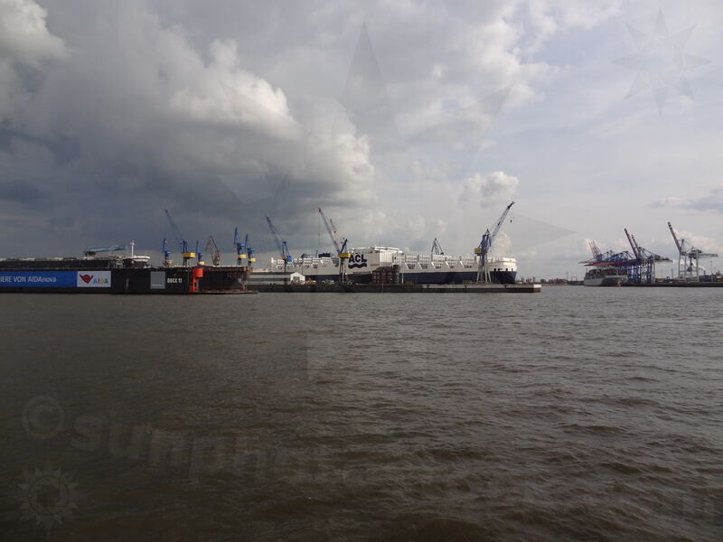 elbe-hamburg-15.jpg