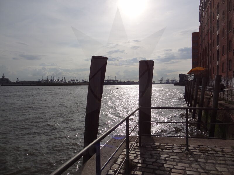 elbe-hamburg-16.jpg
