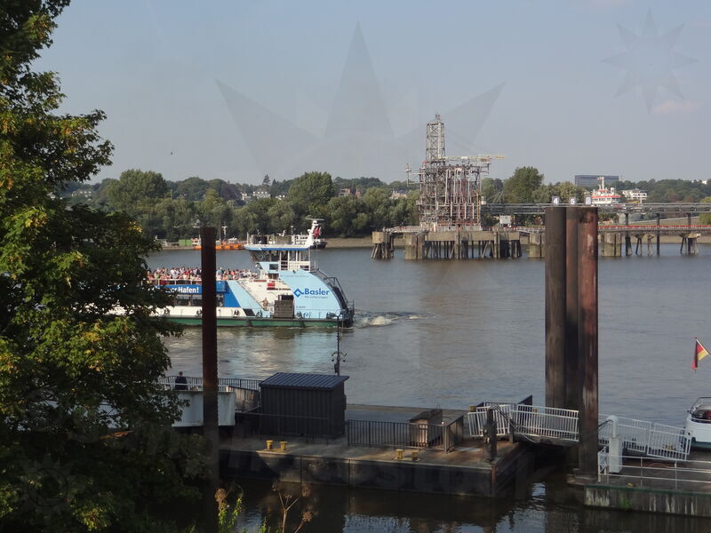 elbe-hamburg-67.jpg