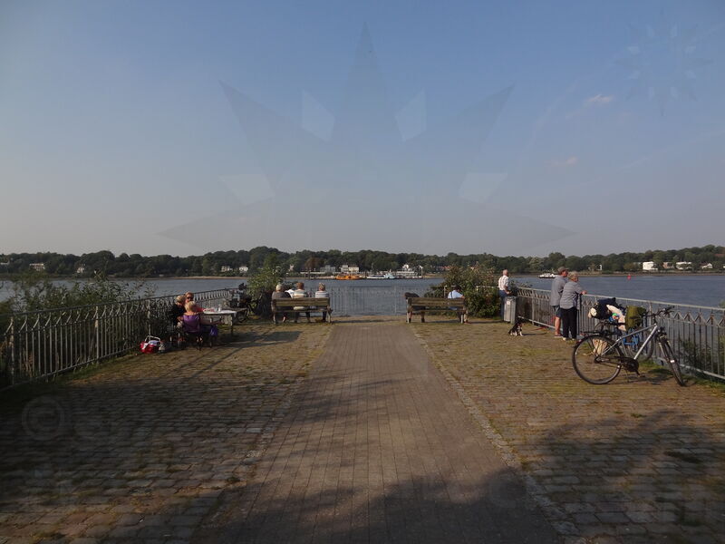 elbe-hamburg-79.jpg