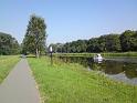 Cyklistická stezka podél levého břehu Labe, nalevo Zámostí, napravo Poděbrady.