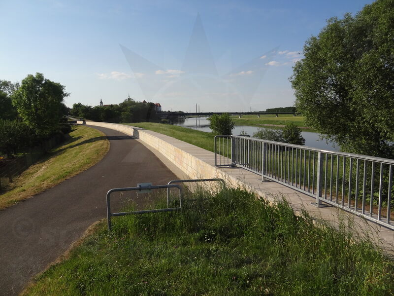 elbe-torgau-02.jpg
